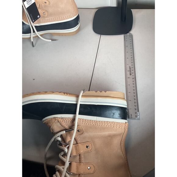 Sorel Women's Joan of Arctic Boots Size 10 - Picture 6 of 6